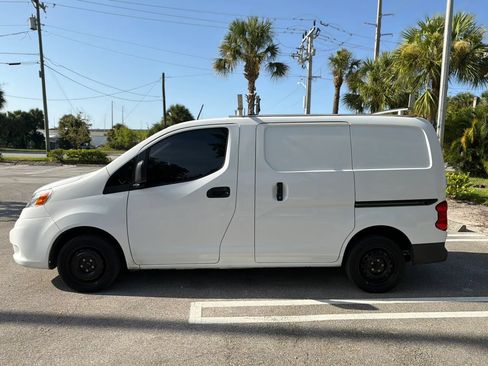 Used 2021 Nissan NV200 S FWD image 4
