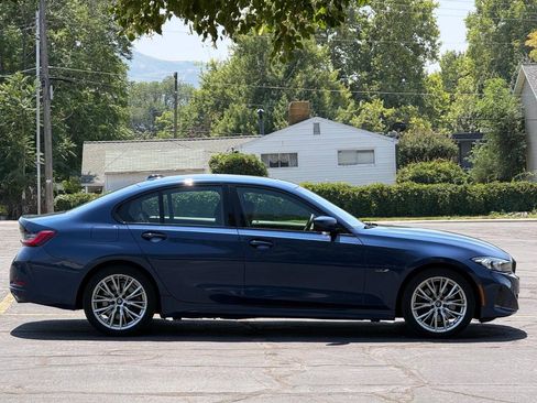 Used 2023 BMW 330e xDrive w/ Premium Package AWD/4WD image 6