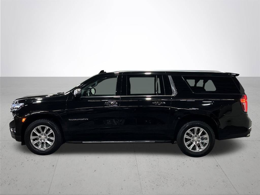 Used 2023 Chevrolet Suburban Premier AWD/4WD image 16