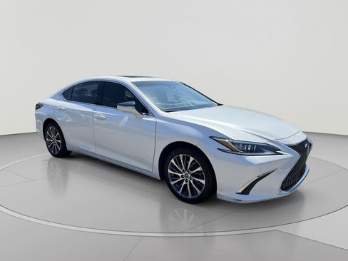 Used 2021 Lexus ES 250 w/ Premium Package AWD/4WD image 7