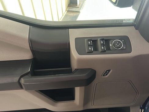 Used 2018 Ford F150 XL w/ Equipment Group 101A Mid AWD/4WD image 10