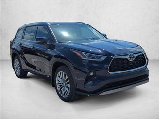 New 2026 Toyota Highlander Platinum AWD/4WD video 3