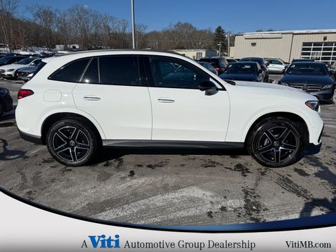 Used 2026 Mercedes-Benz GLC 300 4MATIC image 9