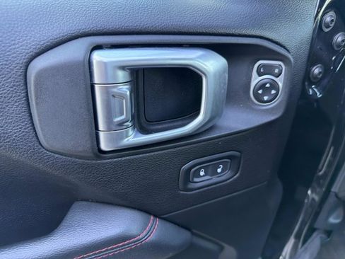 Used 2019 Jeep Wrangler Unlimited Rubicon image 9