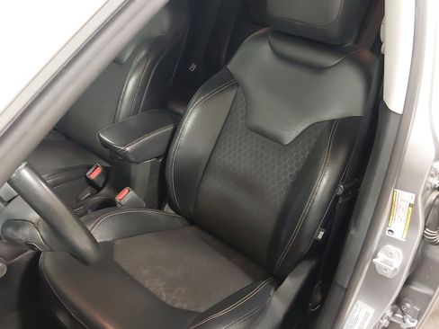 Used 2017 Jeep Compass Latitude w/ Popular Equipment Group image 23