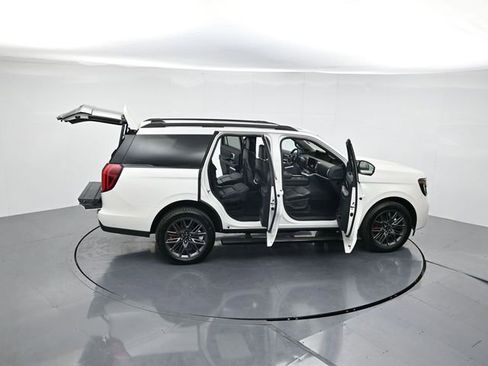 New 2025 Ford Expedition Platinum w/ Stealth Performance Package image 43