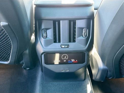 Used 2025 BMW X3 xDrive30i w/ Premium Package AWD/4WD image 25