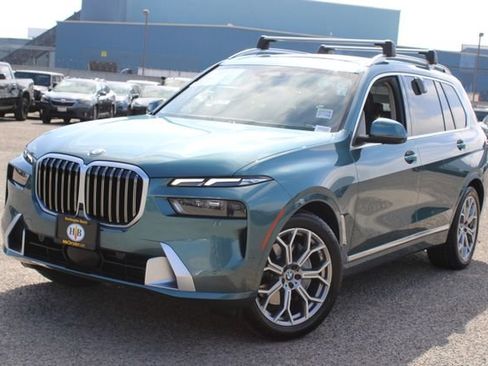 Used 2023 BMW X7 xDrive40i w/ Executive Package AWD/4WD image 10