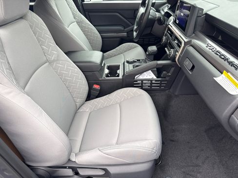 New 2026 Toyota Tacoma 4x4 Double Cab image 13