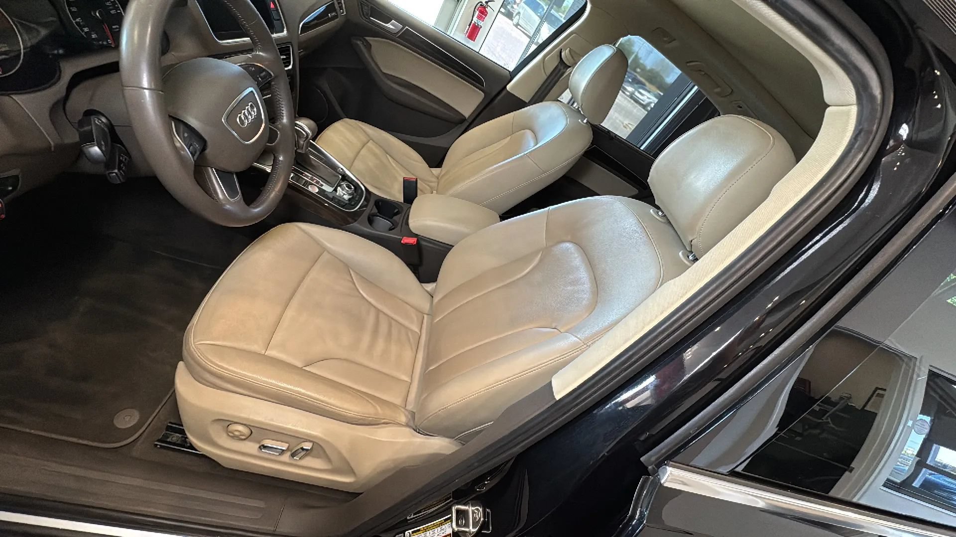 Used 2014 Audi Q5 3.0T Prestige AWD/4WD image 25