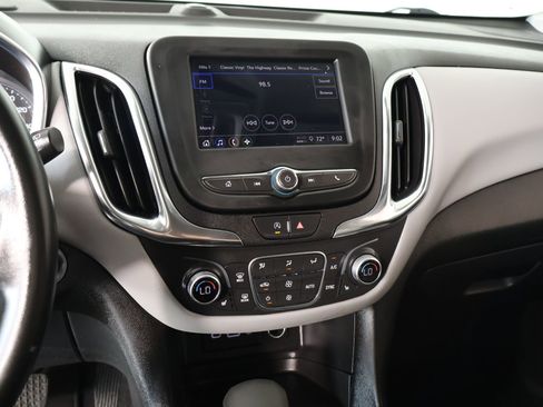 Used 2024 Chevrolet Equinox LT w/ Driver Convenience Package FWD image 5