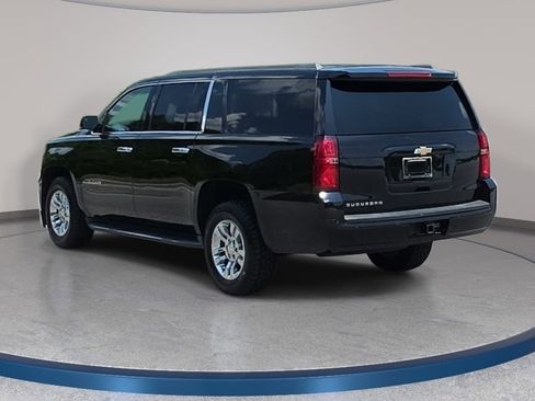 Used 2017 Chevrolet Suburban LS RWD image 7