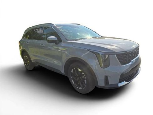 Used 2024 Kia Sorento S w/ Panoramic Sunroof Package FWD image 1