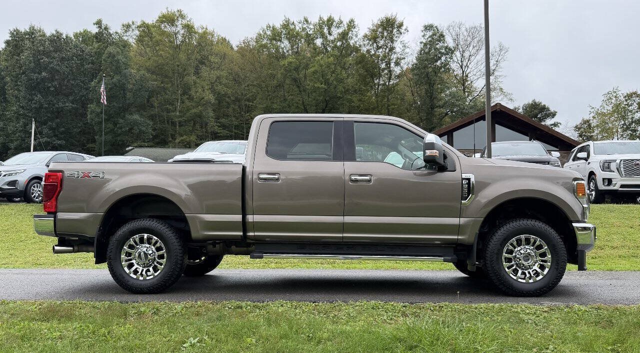 Used 2022 Ford F250 XLT w/ XLT Premium Package AWD/4WD image 3