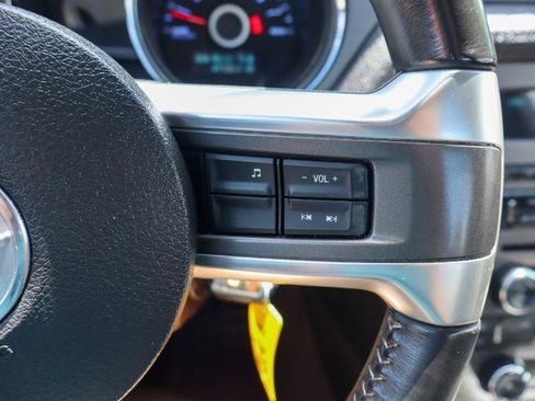 Used 2014 Ford Mustang Coupe RWD image 14