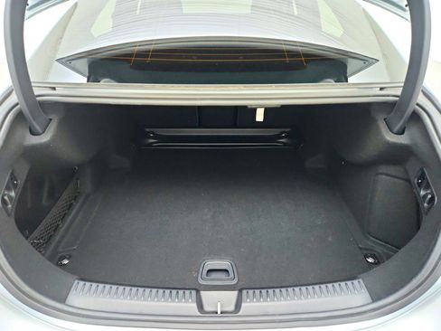 Used 2025 Mercedes-Benz E 450 4MATIC Sedan image 29