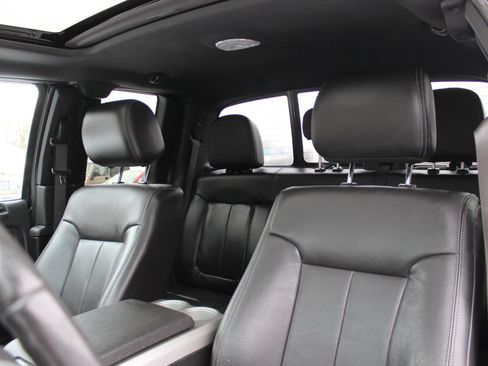 Used 2014 Ford F150 FX4 w/ Equipment Group 402A Luxury image 16