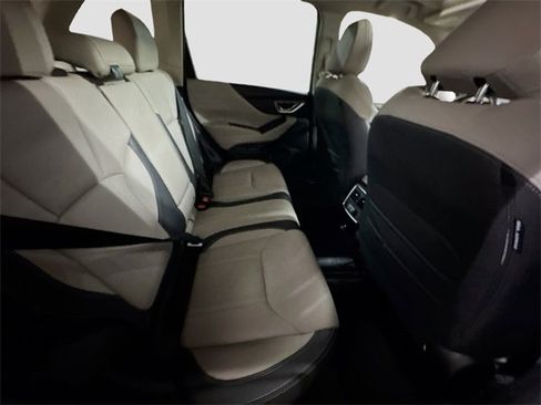 Used 2021 Subaru Forester Limited image 30