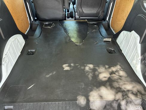 Used 2015 Ford Transit Connect XL FWD image 37