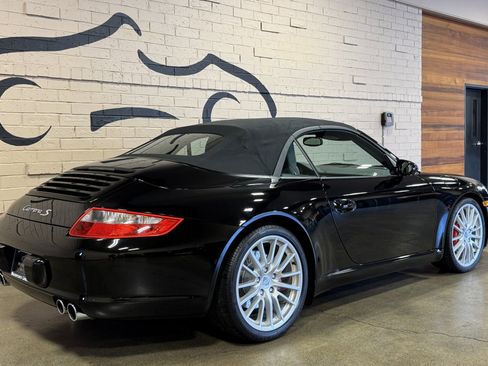 Used 2006 Porsche 911 Carrera S image 4