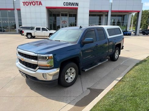 Used 2017 Chevrolet Silverado 1500 LT w/ All Star Edition AWD/4WD image 8