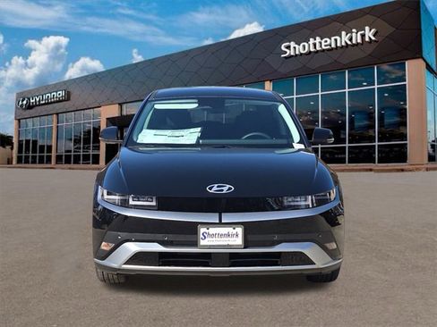 New 2026 Hyundai Ioniq 5 SEL image 2