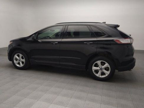 Used 2017 Ford Edge SE image 3