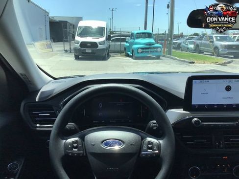 Used 2025 Ford Escape Active AWD/4WD image 13