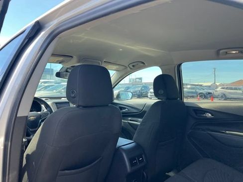 Used 2020 Chevrolet Equinox LT FWD image 9