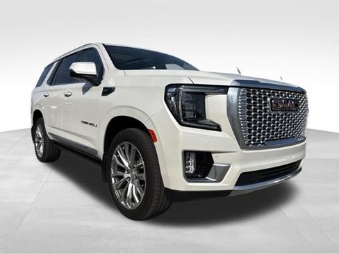 Used 2022 GMC Yukon Denali AWD/4WD image 3