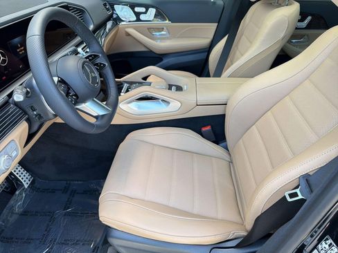 New 2026 Mercedes-Benz GLS 450 4MATIC image 5