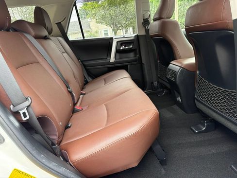 Used 2022 Toyota 4Runner Limited AWD/4WD image 30