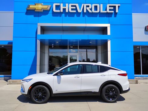 Used 2025 Buick Envista Sport Touring FWD image 11