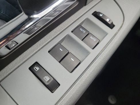 Used 2013 Ford F150 XLT w/ Luxury Equipment Group image 27