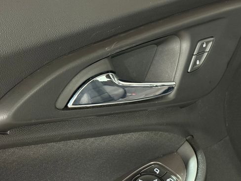 Used 2018 Chevrolet Malibu LS image 21