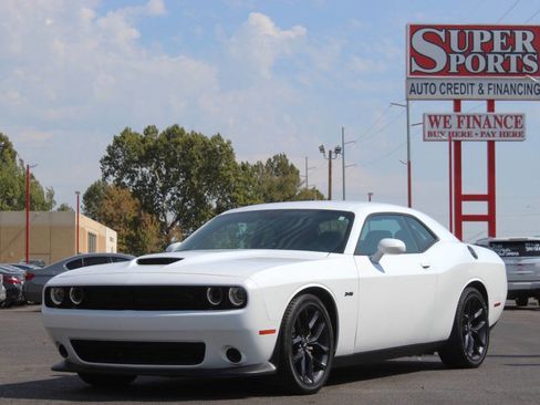 Used 2023 Dodge Challenger R/T w/ Blacktop Package image 7