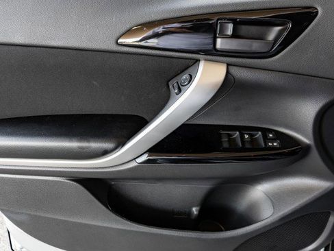 New 2025 Mitsubishi Eclipse Cross LE image 17