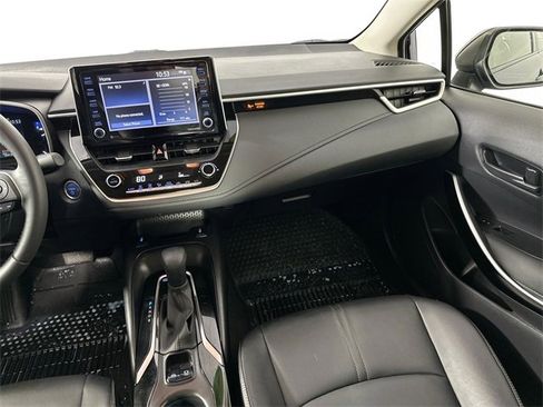 Used 2022 Toyota Corolla LE image 25