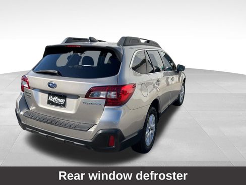 Used 2019 Subaru Outback 2.5i Premium image 8