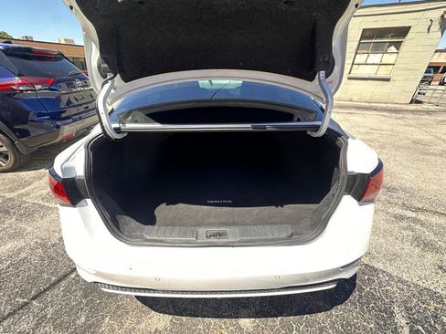 Used 2020 Nissan Sentra S FWD image 5
