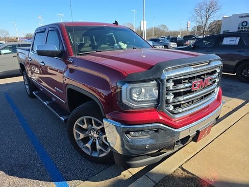 Used 2018 GMC Sierra 1500 SLT w/ SLT Premium Package image 2