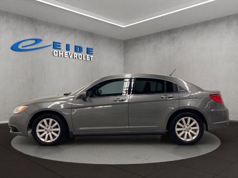Used 2012 Chrysler 200 Touring w/ Cold Weather Group image 8
