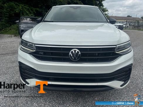 Used 2024 Volkswagen Tiguan SE R-Line AWD/4WD image 8