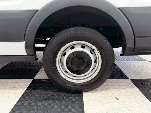 Used 2015 Ford Transit 350 XL image 10