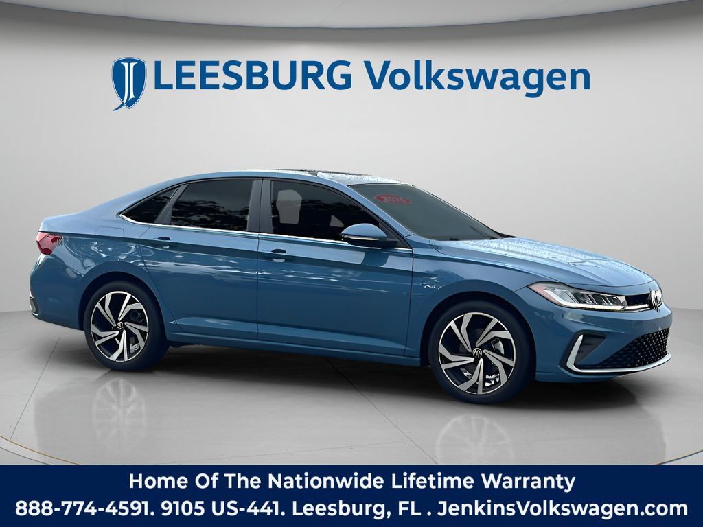 Used 2025 Volkswagen Jetta SEL FWD image 1