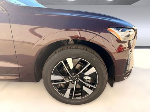 New 2026 Volvo XC60 B5 Core w/ Climate Package image 12