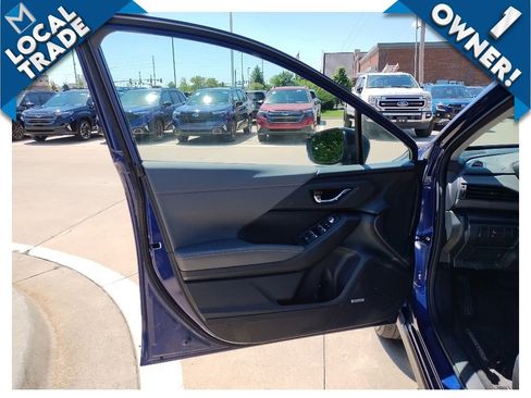 Used 2024 Subaru Crosstrek 2.5i Limited w/ Crosstrek Mirror Package AWD/4WD image 12