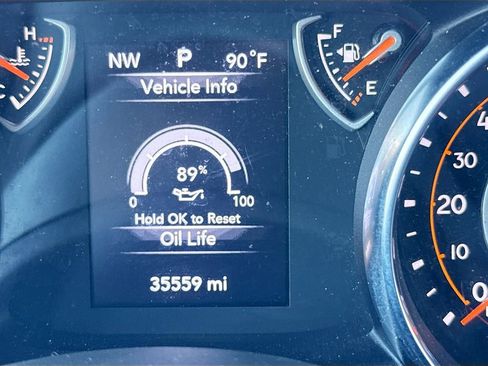 Used 2022 Jeep Wrangler Sport AWD/4WD image 13