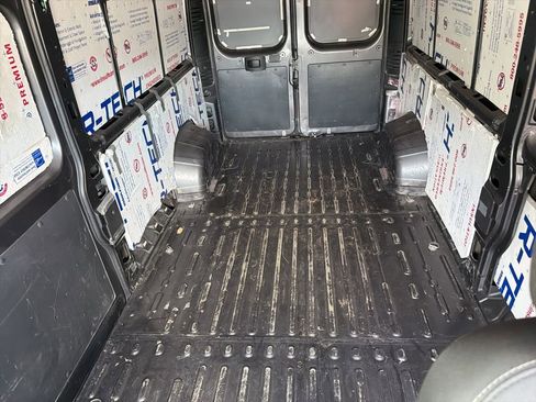 Used 2015 RAM ProMaster 2500 w/ Interior Convenience Group FWD image 15