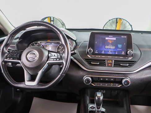 Used 2021 Nissan Altima 2.5 SR image 17